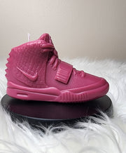 "Yeezy 2" Sneaker Candle